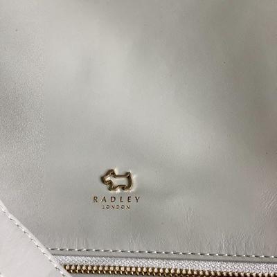 106: Medium Size Purses