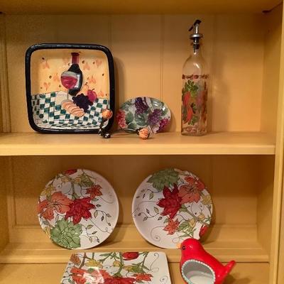 211: Colorful Kitchen Lot