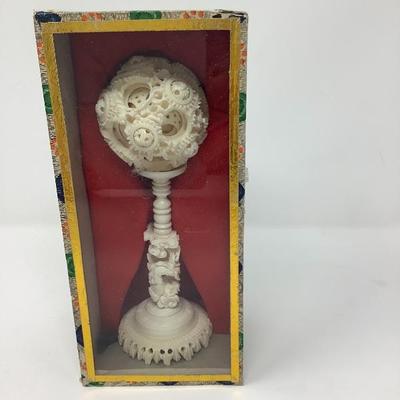 018:  An Assortment of Oriental Items