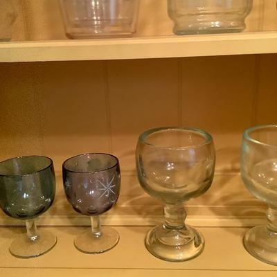 207: Assorted Glassware