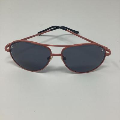 008:  Variety of Sunglasses 