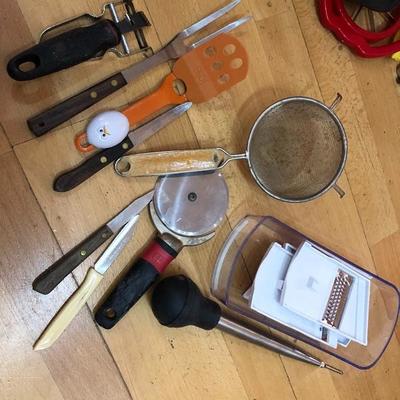 100:  Lots and Lots of Kitchen Utensils 