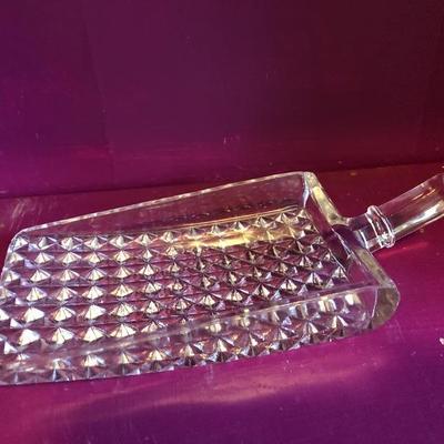 126:   Vintage Lit Crystal and Glass Collectibles 