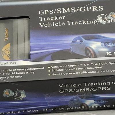 GPS vehicle tracker 