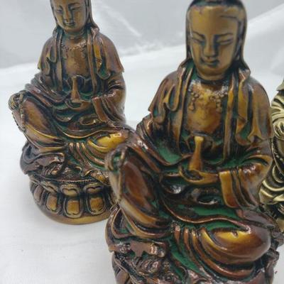 Set of 3 statues