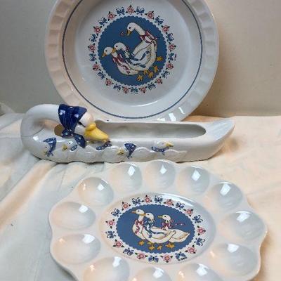 Lot #107 Goose dishes deviled eggs, pie plate and dish