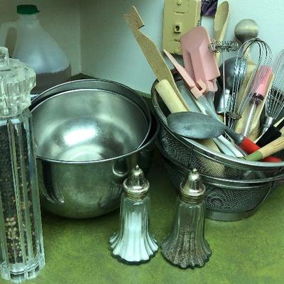 Lot #152 Kitchen Utensil and stainless bowls