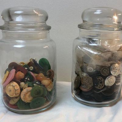Lot #100 2 jars of vintage buttons 