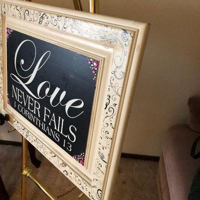 Love Never Fails Wall Hanging 