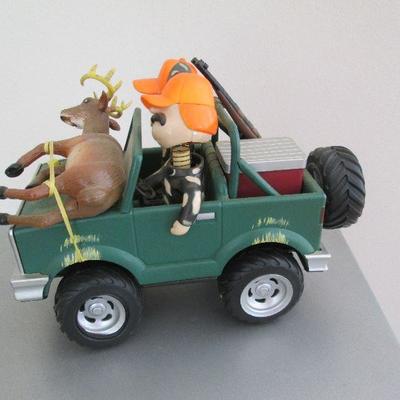 Gemmy Industries Corp. Hunters Car Truck Light Up w/ deer moves Music Toy