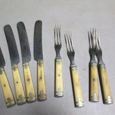 Meriden Cutlery Co. 3 Prong Forks & Knives