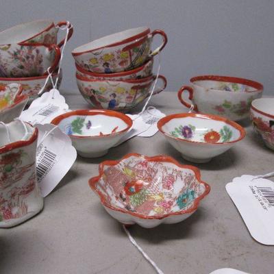 Decorative Japanese Cups & Bowls 