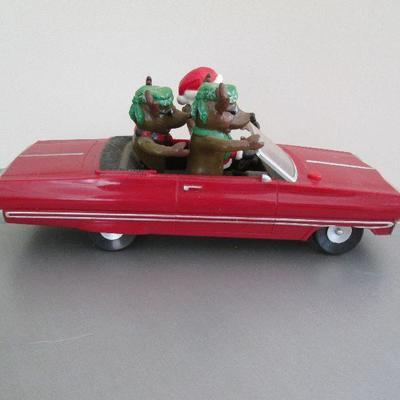 Gemmy Santa & Reindeer Low Rider Car Music Lights & Hydraulic Motion