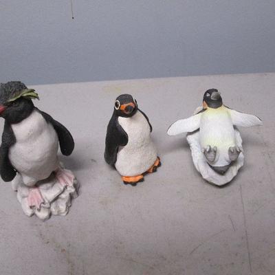 Kingfisher Penguin - Lefton Penguin