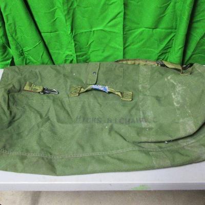 Item 14 - Military Duffle Bag Rucksack