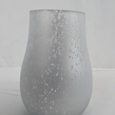 Mainstays Glass Vase, Frosted Silver - New, Opened Box
