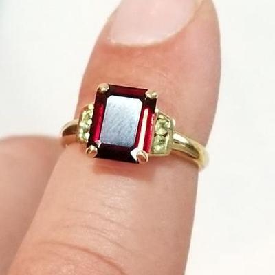 14k Garnet ring