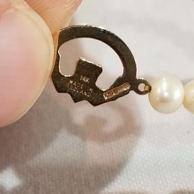 14k Claddagh pearl bracelet