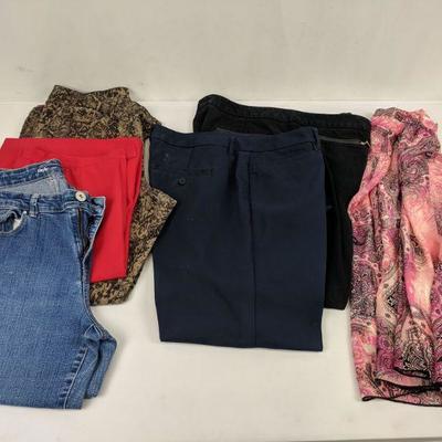 Women's Clothing: One Skirt, 3 Pants, and 2 Jeans - Lightly Used