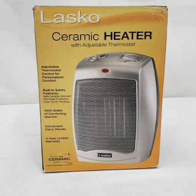 Small Lasko Ceramic Heater w/Adj Thermostat - New