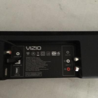 Lot 35 - Samsung 40” TV and Visio Sound Bar