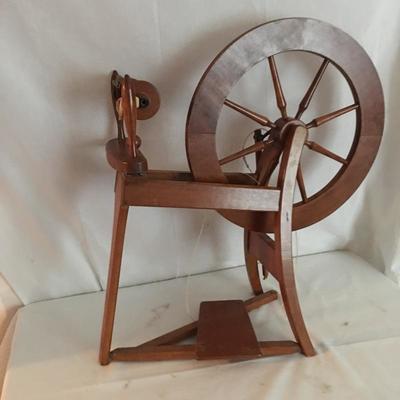 Lot 10 - Spinning Wheel 