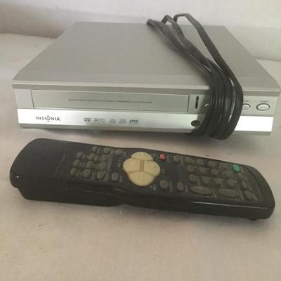 Lot 31 - Toshiba and Insignia DVD Players