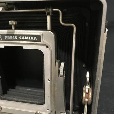 Lot 106 - Sears Tower Press Camera Parts and Four Lisco Regal II Film Holders