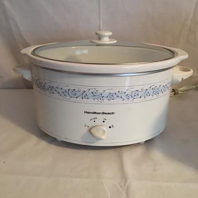 Lot 43 - Pair of Slow Cookers and Rice cooker