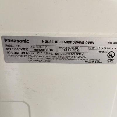 Lot 36 - Panasonic Microwave 