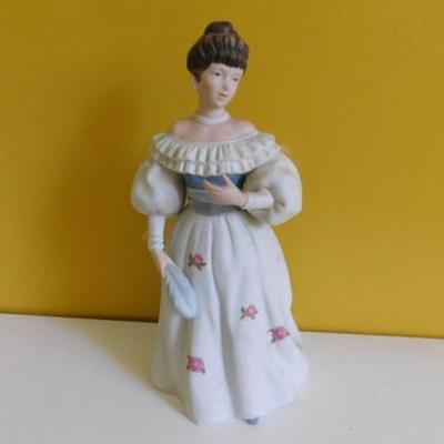 HOMCO Porcelain Figurine Victorian Lady 8