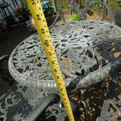 Cast Iron Out Door Patio Chairs and Table Set