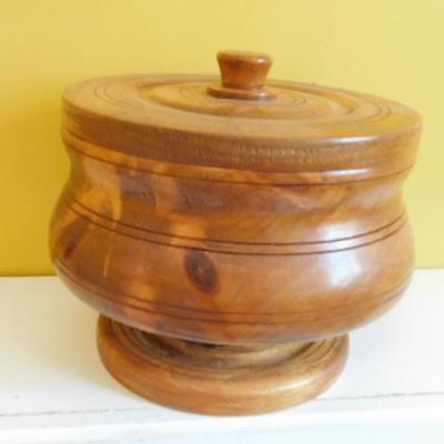 Hand Turned Footed Wood Bowl with Lid by Local Artist Michael Cruse 8