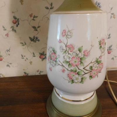 Vintage Procelain Vase Lamp Hand Painted 28