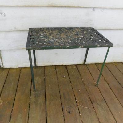 Metal Garden Stand or Table 28