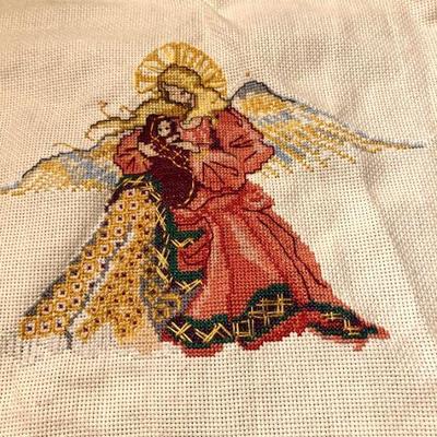 Counted Cross Stitch angels