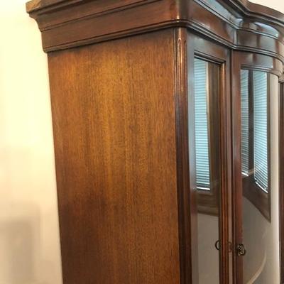 010:  Vintage Dining  Hutch 
