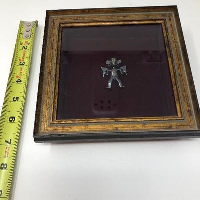090:   Sun Pacific Serving Trays, Serving Spoons, Shadowbox Art and Shell Panda