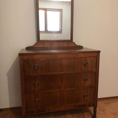 011:  Vintage Dresser Mirror 