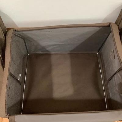 110: Reisenthel Totes and  Heavy Duty Carrying Cases and Portfolios 