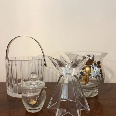222:  Finer Crystal Pieces
