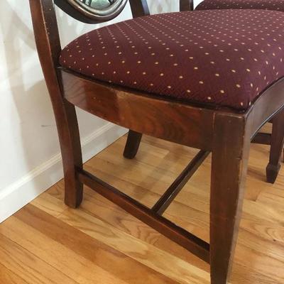 008:  Antique Clawfoot Dining Table with 6 Chairs 