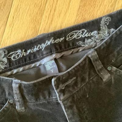 107: Womans Pants 
