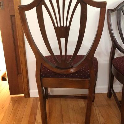 008:  Antique Clawfoot Dining Table with 6 Chairs 