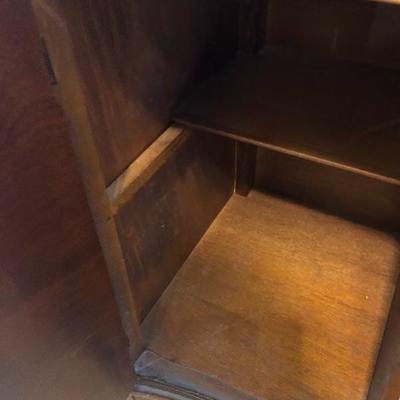 009: Vintage Dining Buffet
