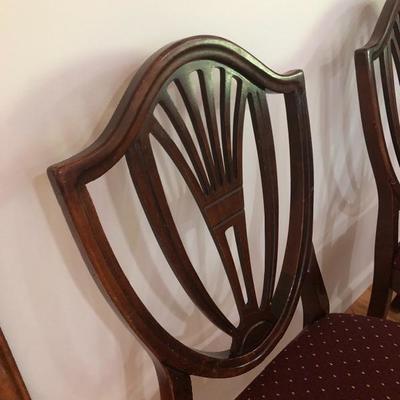008:  Antique Clawfoot Dining Table with 6 Chairs 