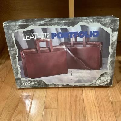 110: Reisenthel Totes and  Heavy Duty Carrying Cases and Portfolios 