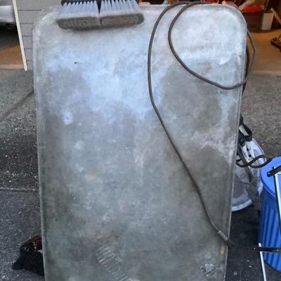 140: Auto and Garage Items