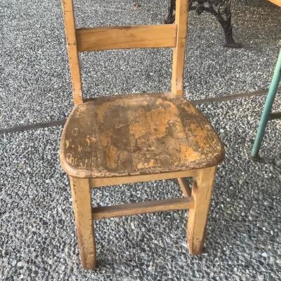 129: Vintage Childâ€™s School Desk and Chair