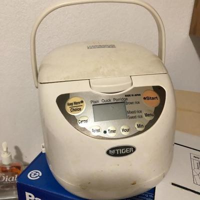 240:  Tiger Rice Cooker